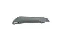 Cutter avec système de coupe 18mm