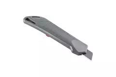 Cutter avec système de coupe 18mm